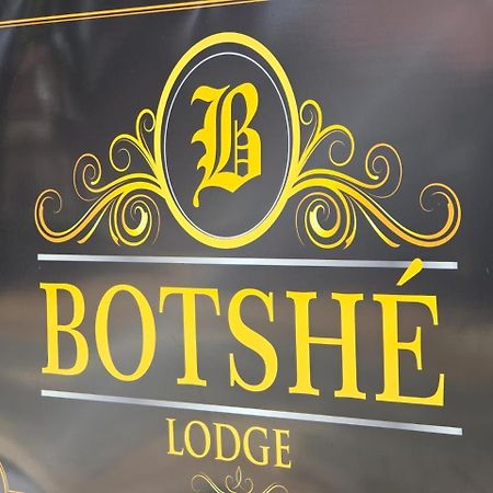 Botshe Lodge In Vanderbiljpark Vanderbijlpark Ngoại thất bức ảnh